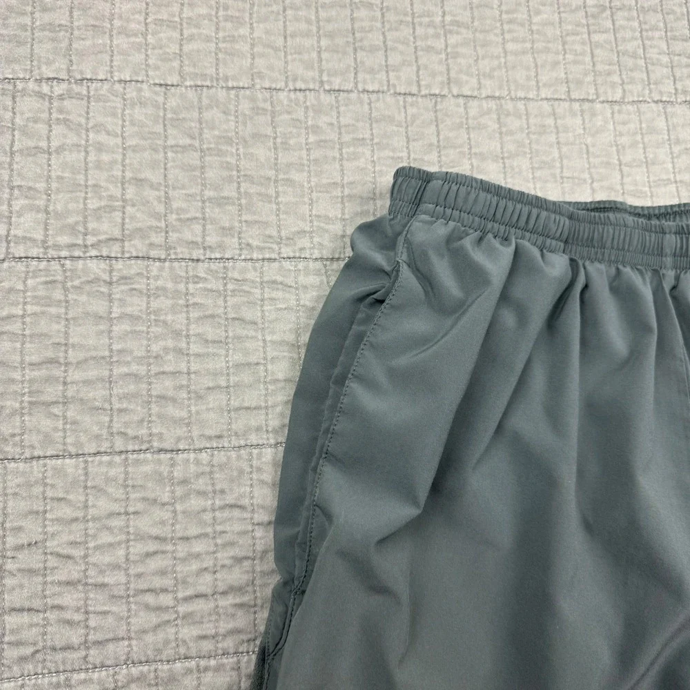 Nike Shorts Men Medium Gray 8